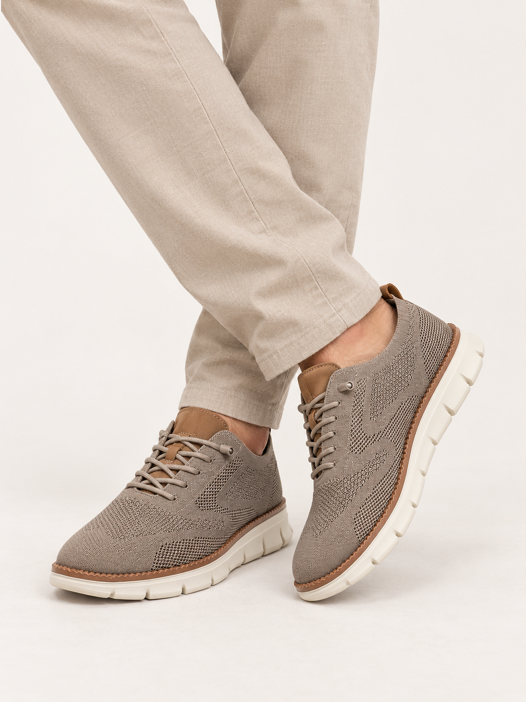 Men’s Orthopedic Knit Lace-Up Sneakers